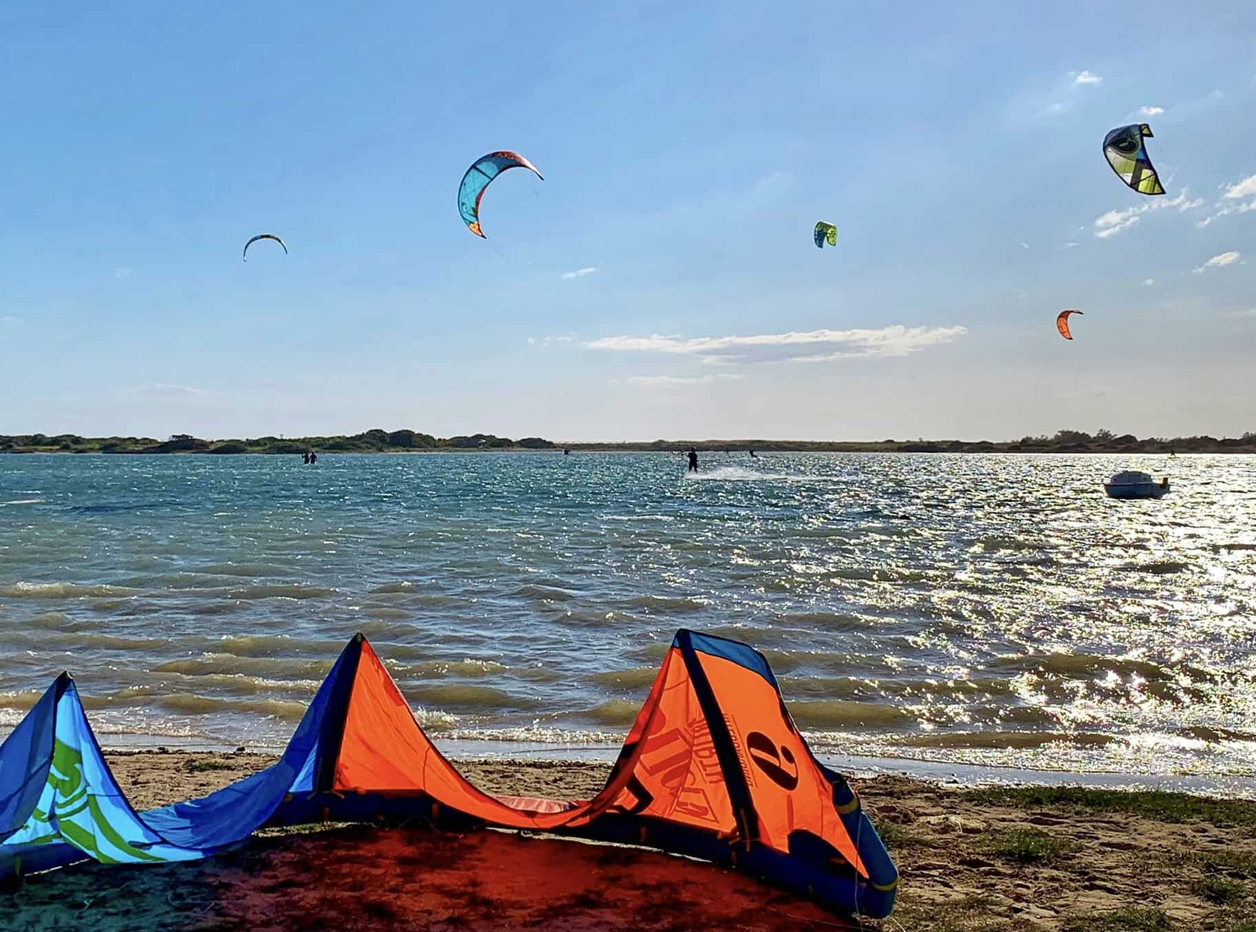 kitesurf acqua piatta